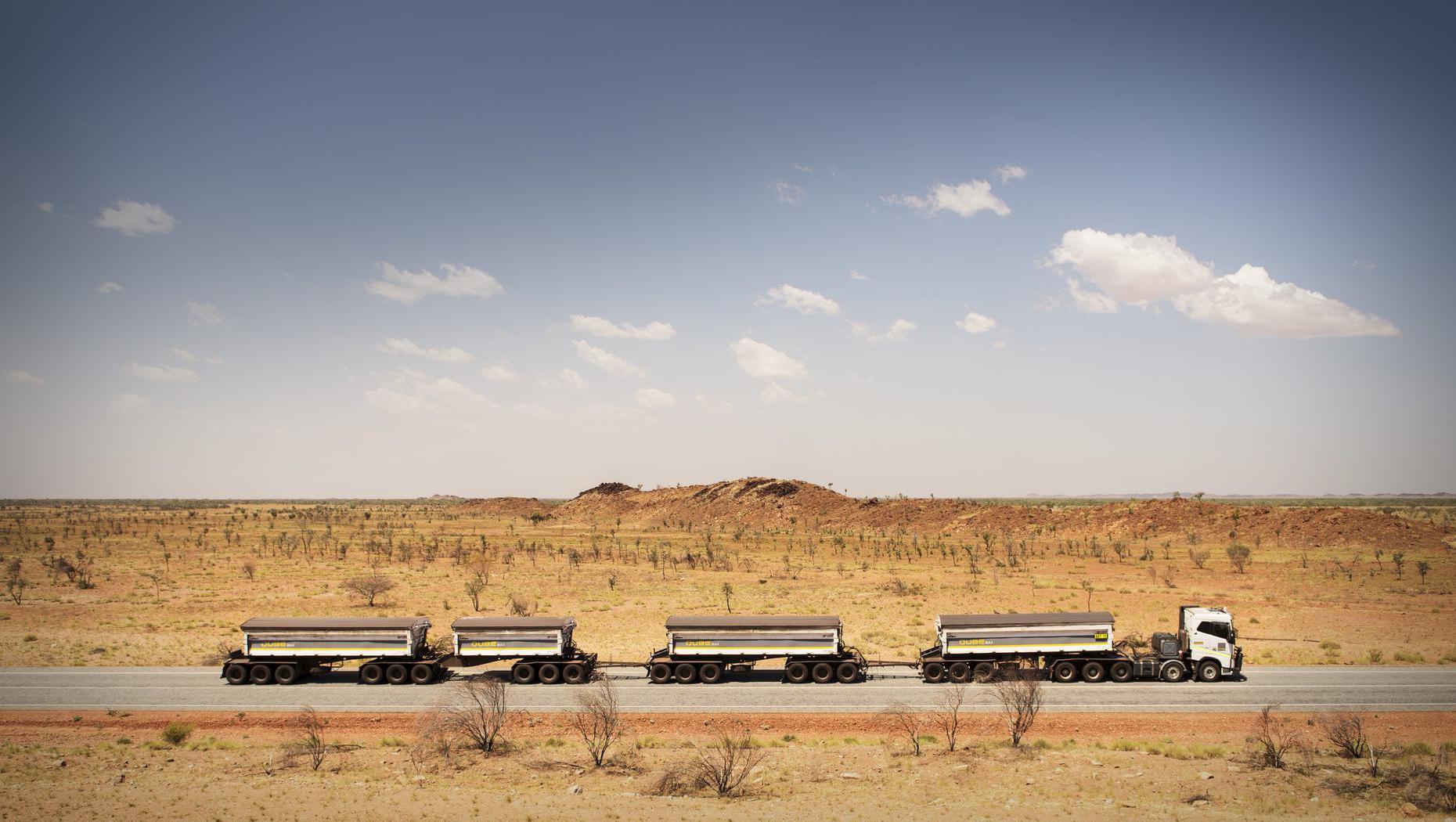 175-Tonnen-Roadtrain in Australien | Truck News